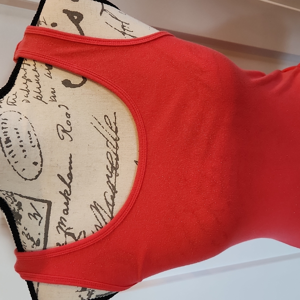 Mossimo pink tank with gold glitter - Picture 2 of 5
